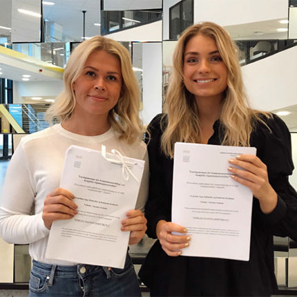 Katahrina Kvalheim og Fredrikke Cathrine S. Hollendær. Privat foto