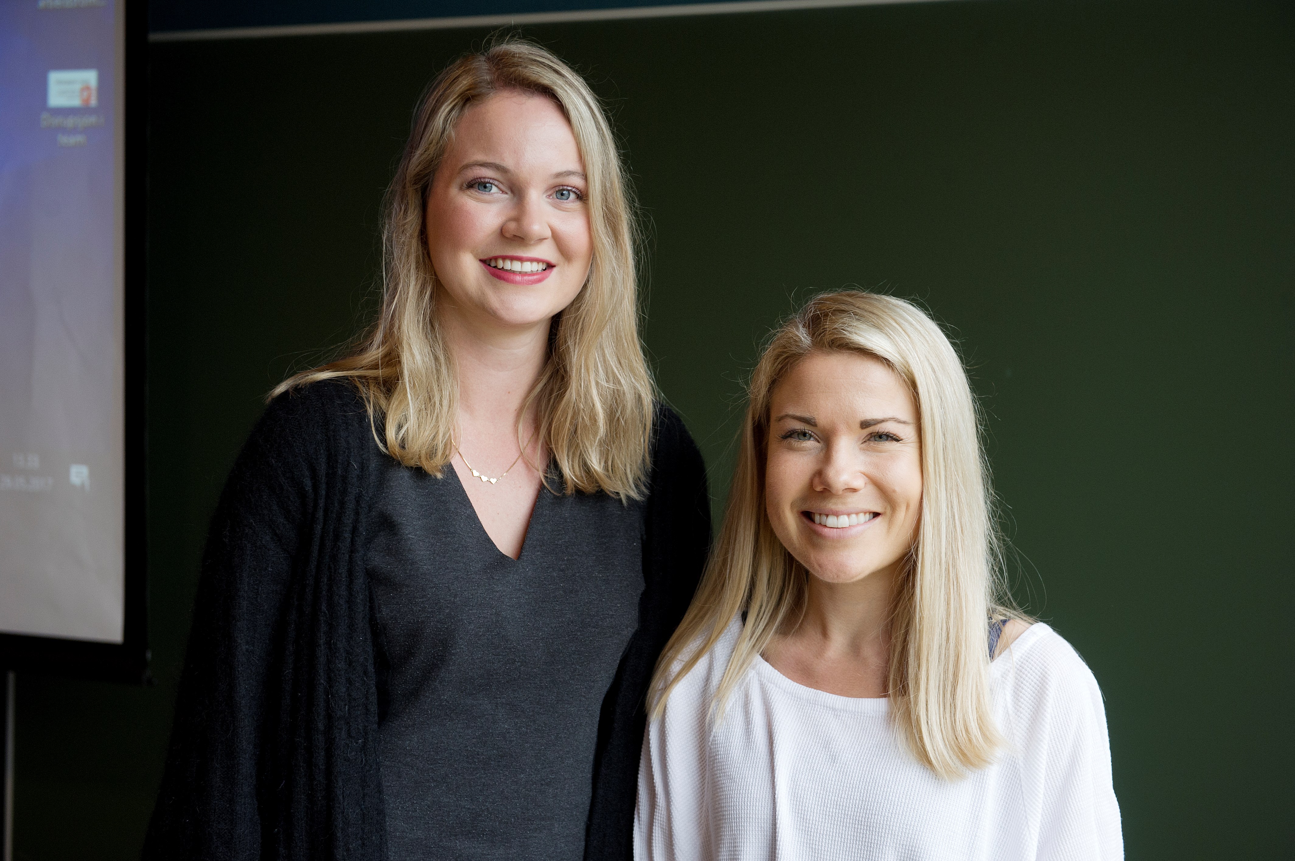 Hannah Giske Fosse og Camilla Hassum Flakstad. Photo: Helge Skodvin