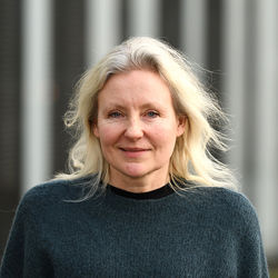 Instituttleiar Beate Sandvei. Foto: Hallvard Lyssand