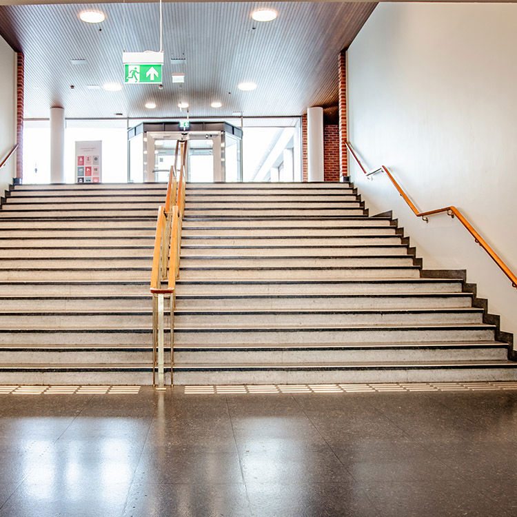NHH main entrance. Photo: Trude Brun Wilhelmsen