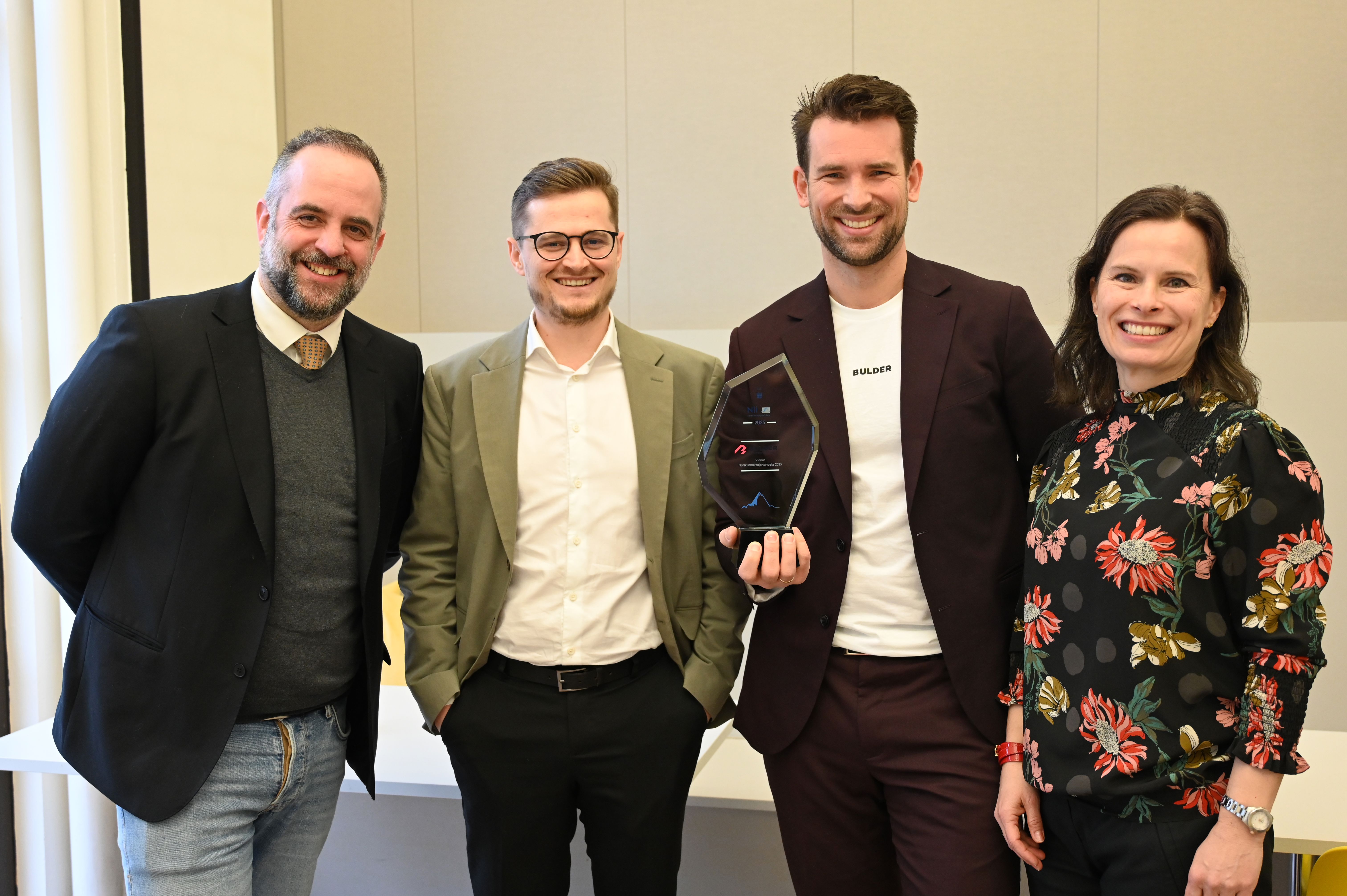 Leader of DIG, Bram Timmermans with CEO of Bulder Bank, Simen Eilertsen, product manager Nicolai Møller and Kristina Heinonen, in charge of Norwegian Innovation Index. 