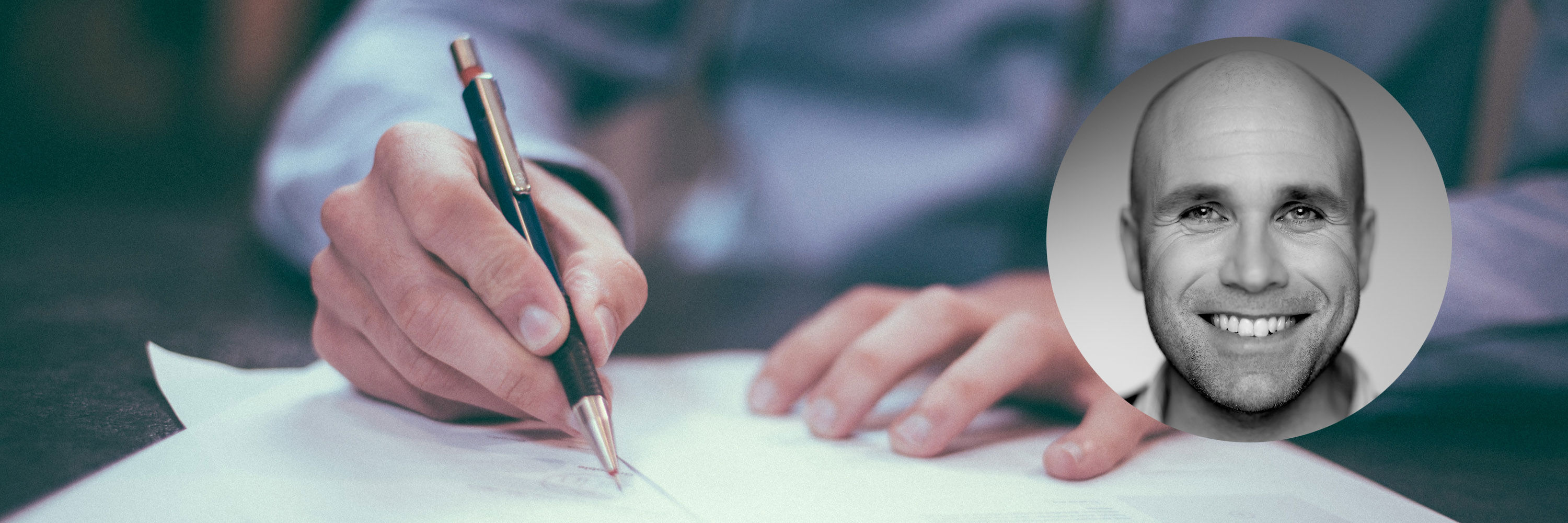 Kontraktssignatur. Illustrasjonsfoto: Scott Graham on Unsplash