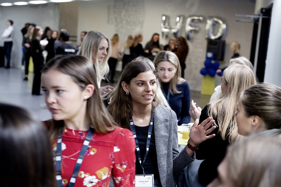 Billettene til Women´s Finance Day ble revet vekk på under ett minutt, noe vi er stolte av. Det er flott å se så mange engasjerte studenter på NHH i dag. 
