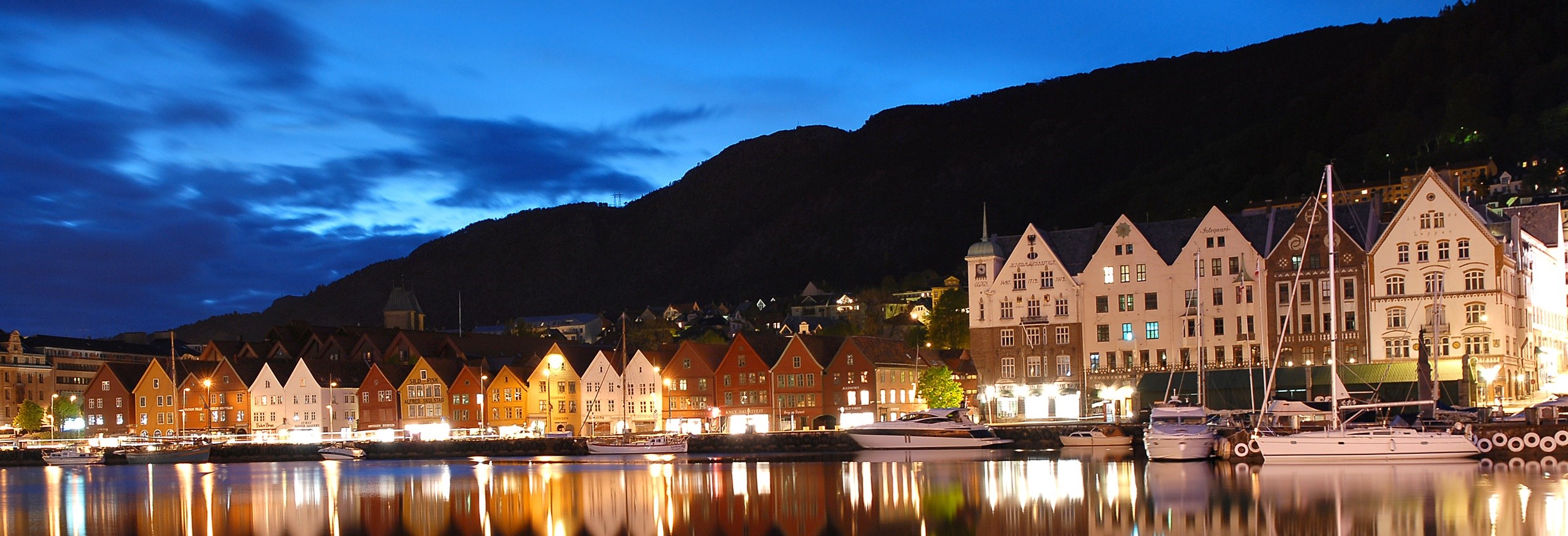 bergen by night