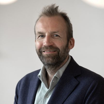 Som prorektor for utdanning, får Stig Tenold ansvar for NHHs utdanningsvirksomhet. Det innebærer strategisk utvikling og kvalitet på studieprogrammene, både med hensyn til det faglige og pedagogiske innholdet