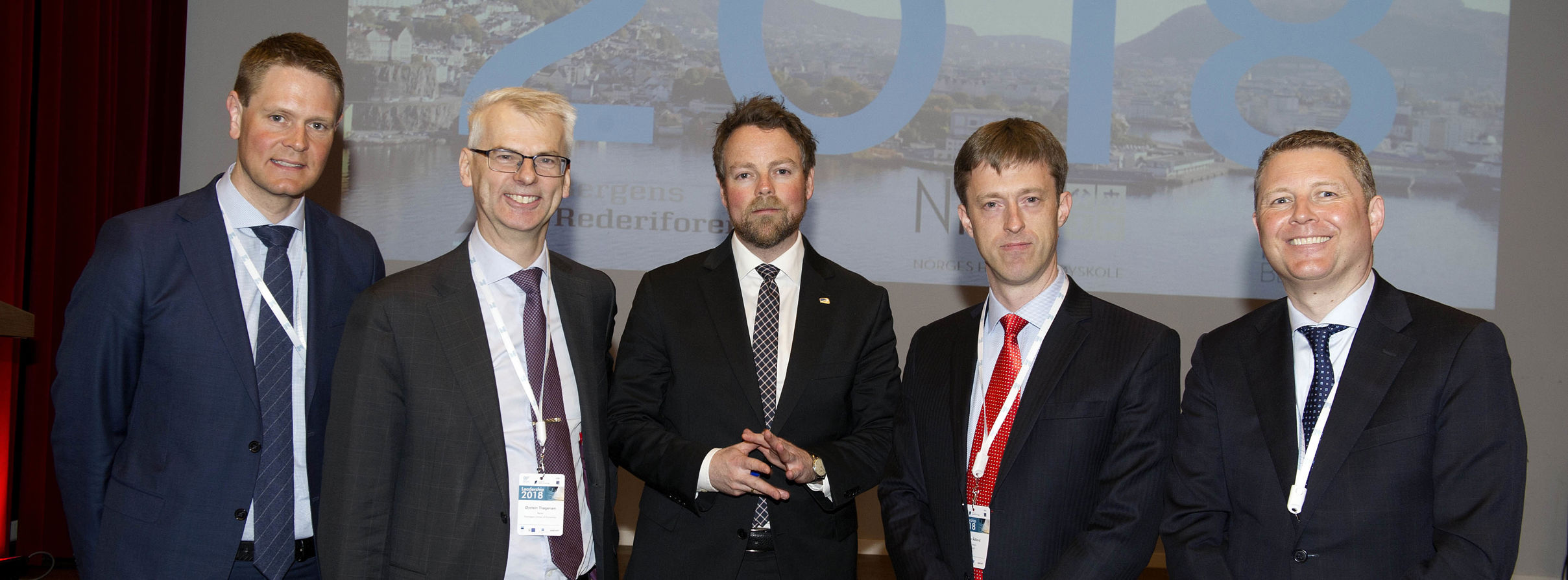 CEO Harald Solberg (Norwegian Shipowner´s Association), Rector Øystein Thøgersen (NHH), Minister of Trade and Industry Torbjørn Røe Isaksen, Professor Roar Os Ådland (NHH) and Chairman Geir Mjelde (Bergens Rederiforening).