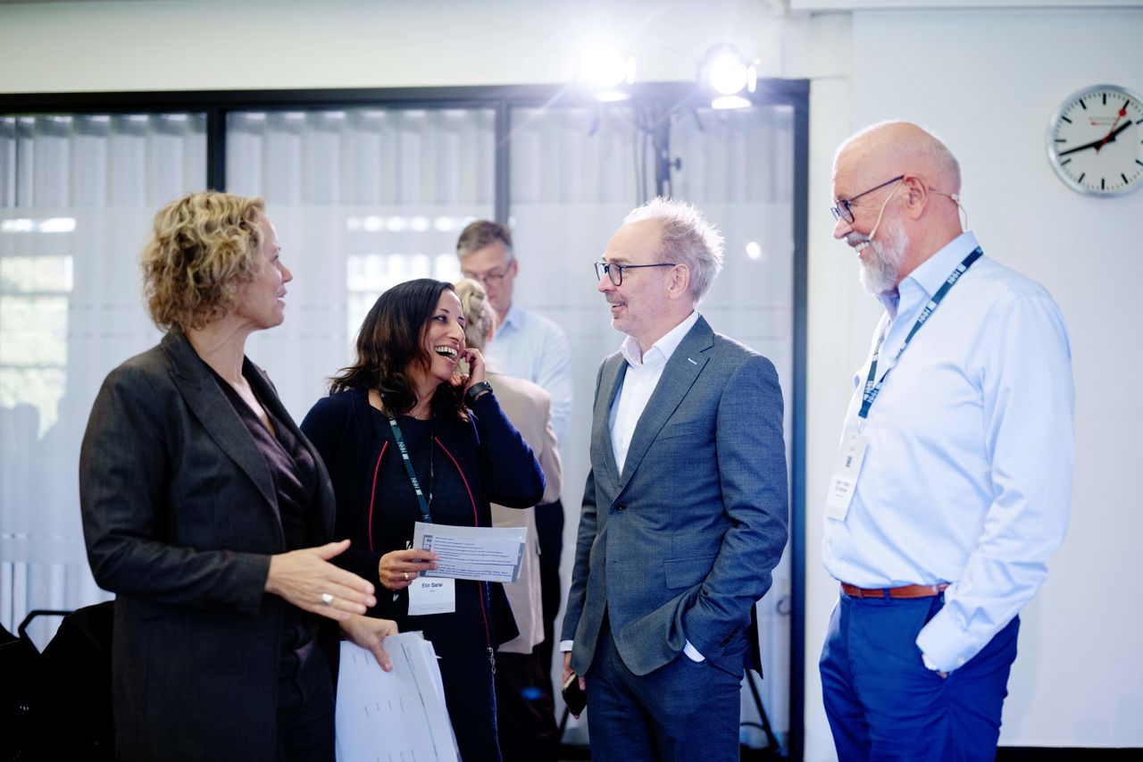 Tina Søreide, førsteamanuensis Elin Sarai, NHHH-rektor Helge Thorbjørnsen og ledelsesrådgiver Bjørn Helge Gundersen. 